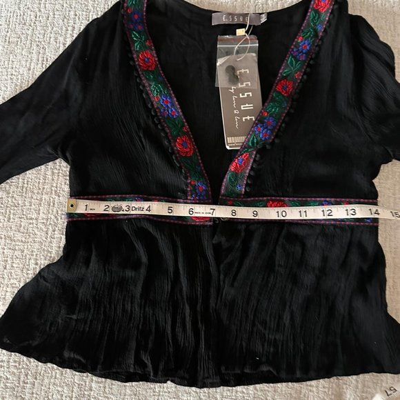 Boho bell sleeves top - Picture 10 of 10